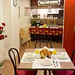 Hipotel Belgrand Edith Piaf 3* Paříž