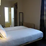 Hipotel Belgrand Edith Piaf 3* Párizs