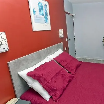 Hotel Hipotel Belgrand Mairie Du 20eme 3*
