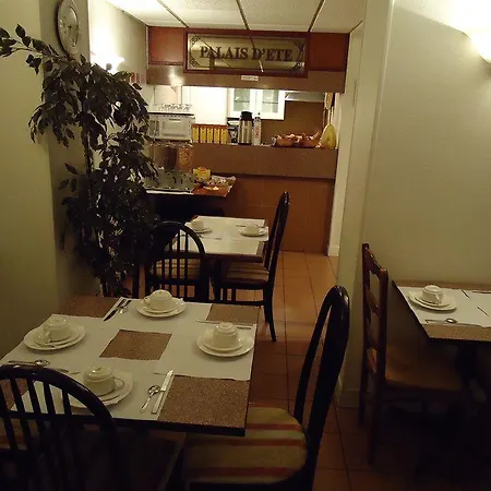 Hotel Hipotel Belgrand Mairie Du 20eme 3*
