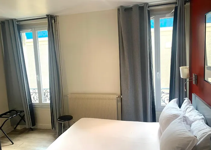 Hipotel Belgrand Edith Piaf Paris
