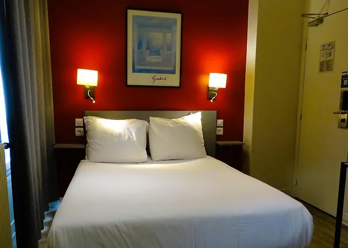 Hotell Hipotel Belgrand Edith Piaf