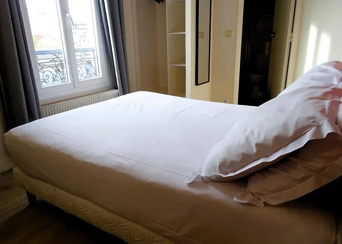 Hipotel Belgrand Edith Piaf Hotel