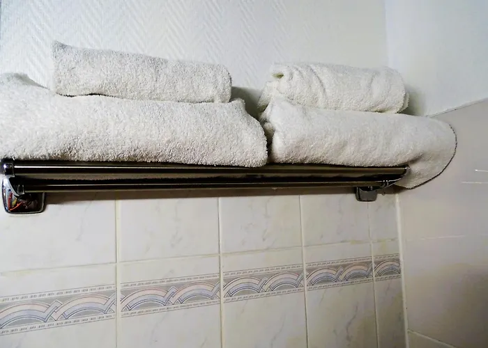 Hotell Hipotel Belgrand Edith Piaf 3*