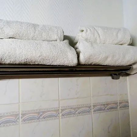 Otel Hipotel Belgrand Edith Piaf 3*