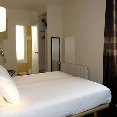 Hipotel Belgrand Edith Piaf 3* Paris