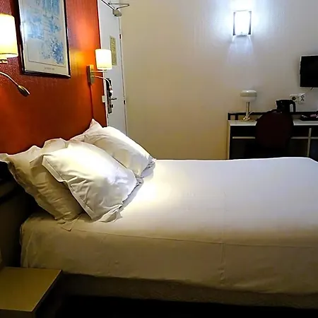 Hotel Hipotel Belgrand Edith Piaf 3*