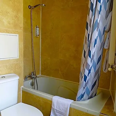 Hotel Hipotel Belgrand Edith Piaf