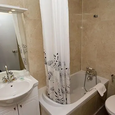 Hotel Hipotel Belgrand Edith Piaf